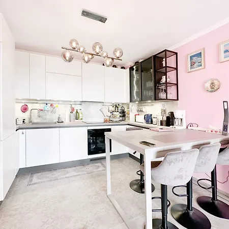 Bratanov Valencia Gardens Apartmán