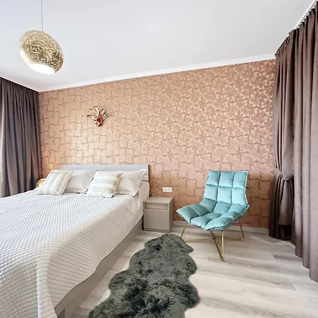 Bratanov Valencia Gardens Apartmán *